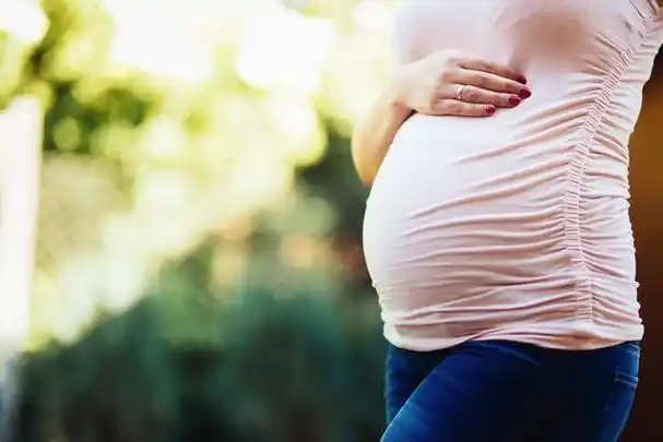 女性总是流产做试管婴儿能保住吗？反复胎停做试管有用吗